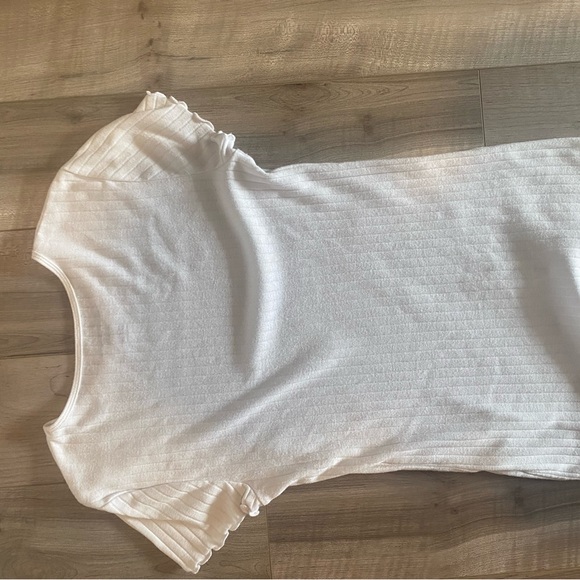 Girls Vintage Ruffled Tee - abercrombie kids - Picture 3 of 3